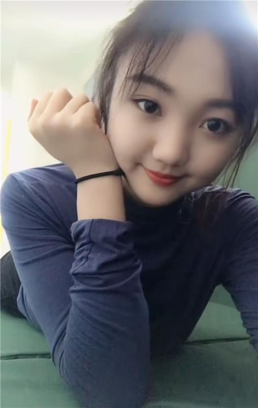 今天刚玩的，不知道是不是学妹,挺嫩的